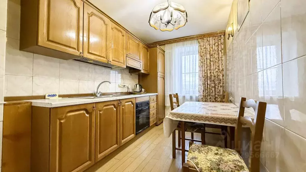 3-к кв. Иркутская область, Иркутск ул. Ломоносова, 72 (70.0 м) - Фото 1