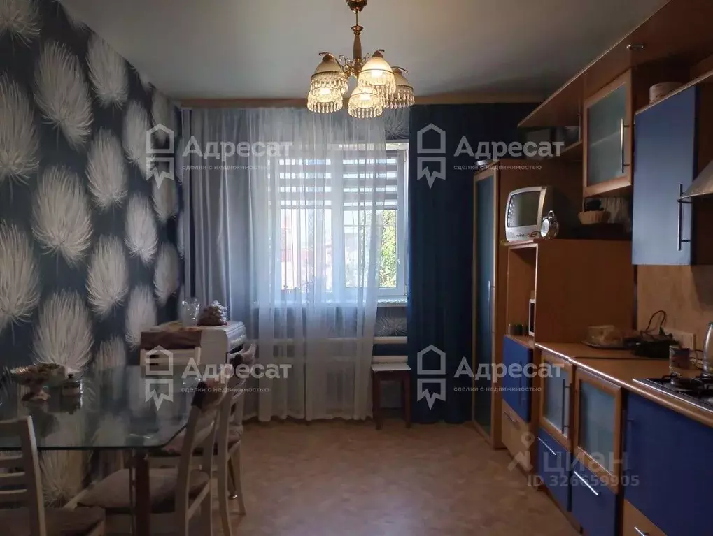 Дом в Волгоградская область, Волгоград Ардатовская ул. (181 м) - Фото 0