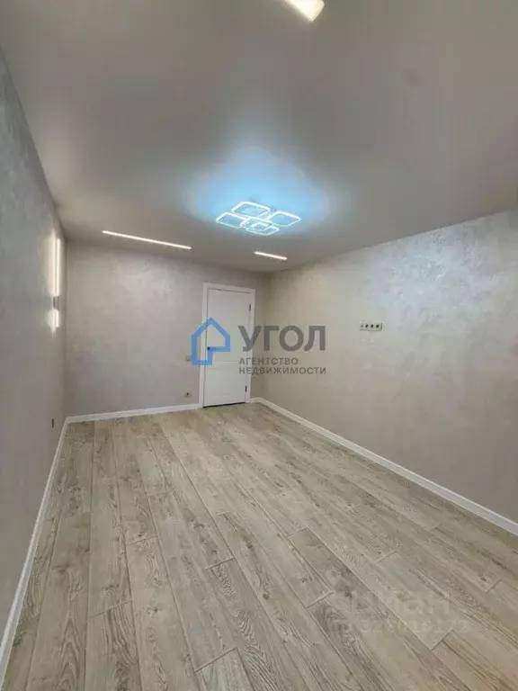 3-к кв. Самарская область, Самара Ново-Садовая ул., 25 (69.6 м) - Фото 2