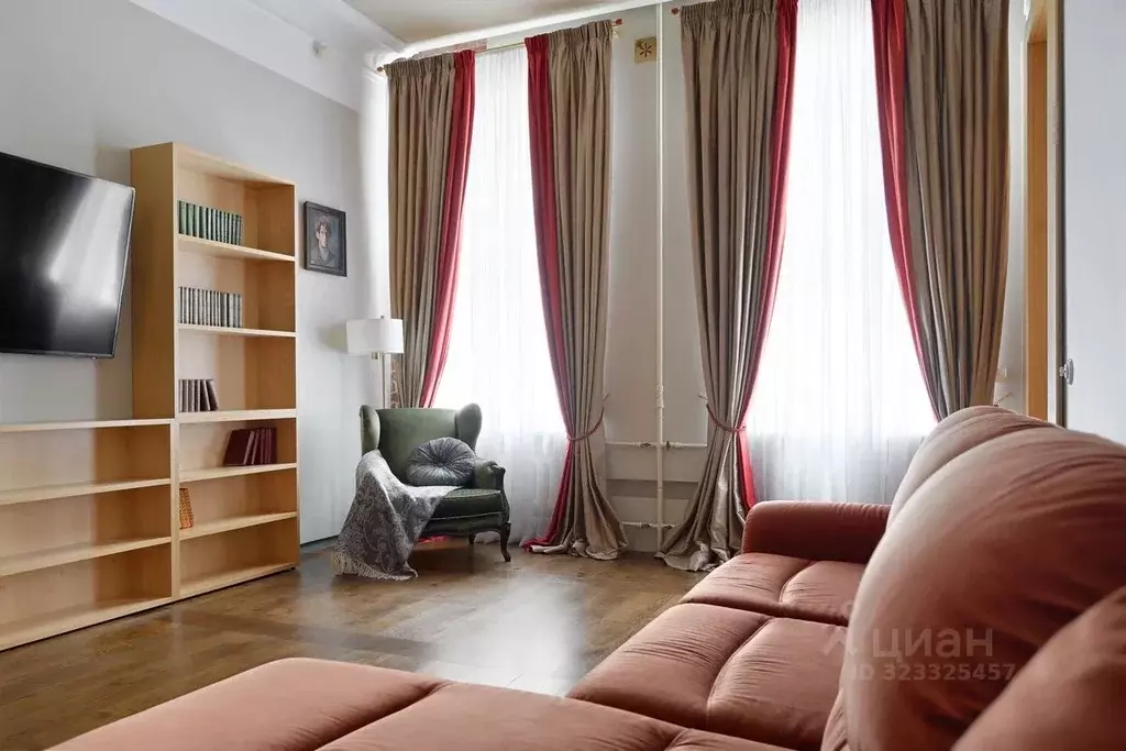 4-к кв. Москва ул. Пречистенка, 33/19С1 (129.8 м) - Фото 0