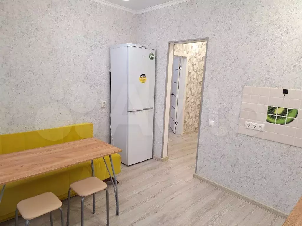 1-к. квартира, 36 м, 4/4 эт. - Фото 1