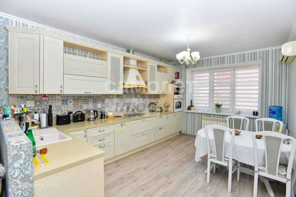 Продаётся 3-к квартира, 142 м - Фото 0