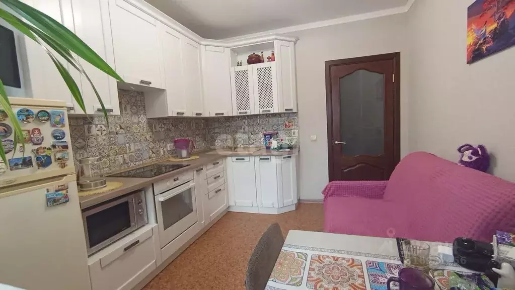 1-к кв. Белгородская область, Старый Оскол Дубрава мкр, 3 кв-л, 38 ... - Фото 0