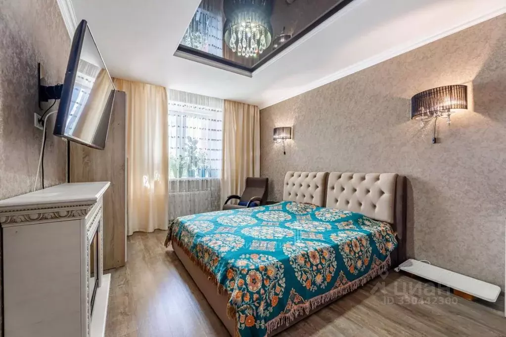 2-к кв. Татарстан, Казань ул. Гумера Баширова, 3 (74.0 м) - Фото 2