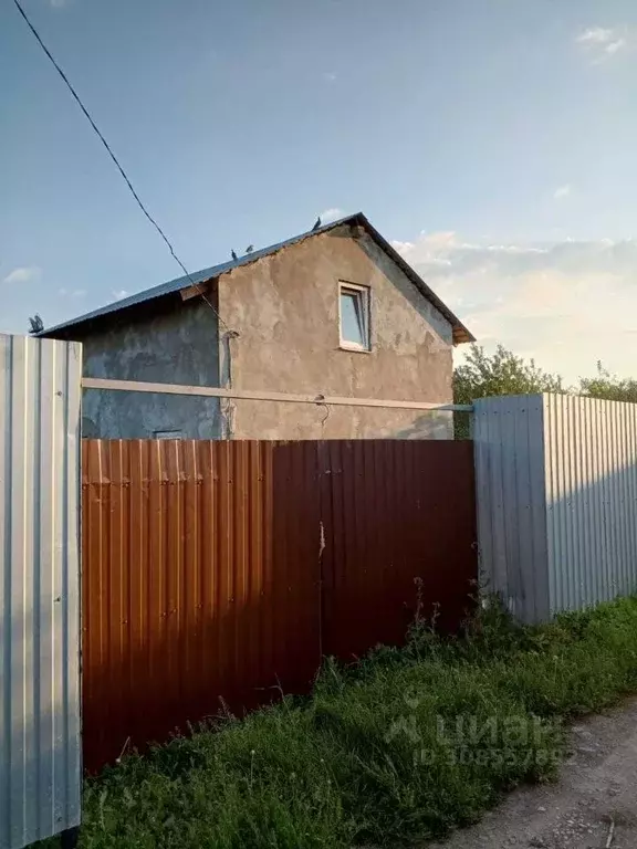 Дом в Самарская область, Ставропольский район, Верхнее Санчелеево ... - Фото 0