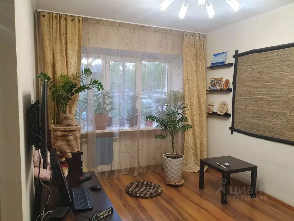 1-к кв. Свердловская область, Екатеринбург Пионерский жилрайон, пер. ... - Фото 1