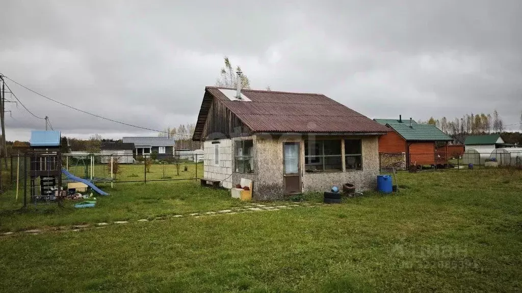 Дом в Ленинградская область, Киришский район, Пчевжинское с/пос, ... - Фото 1