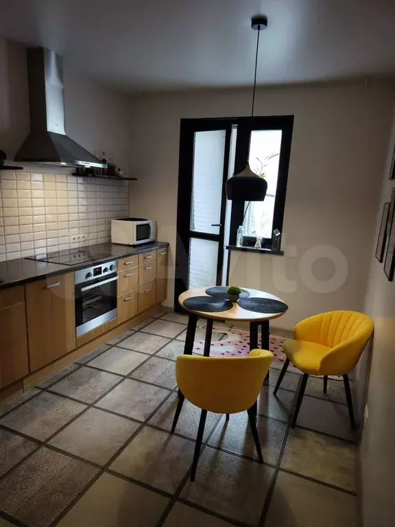 2-к. квартира, 54 м, 1/9 эт. - Фото 0