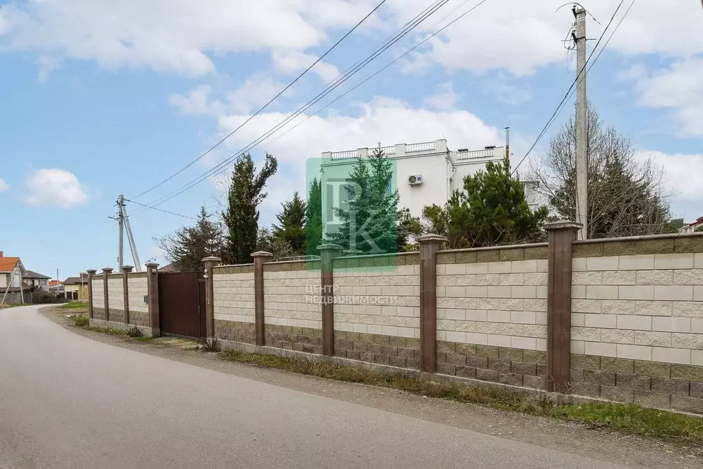 Дом в Севастополь ул. Василия Шукшина, 35 (311 м) - Фото 0