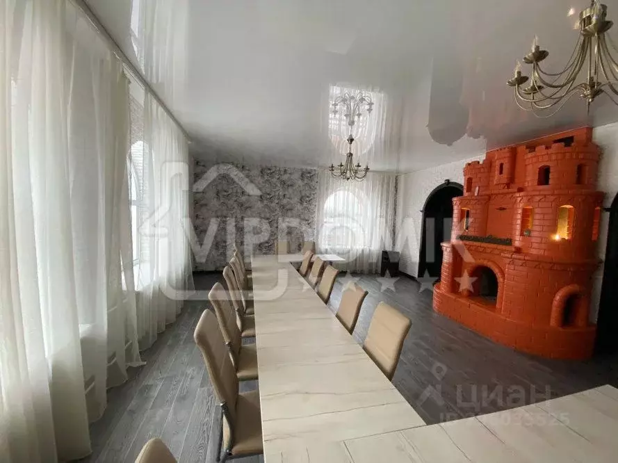 Дом в Новосибирская область, Обь ул. Дорожников (700 м) - Фото 2