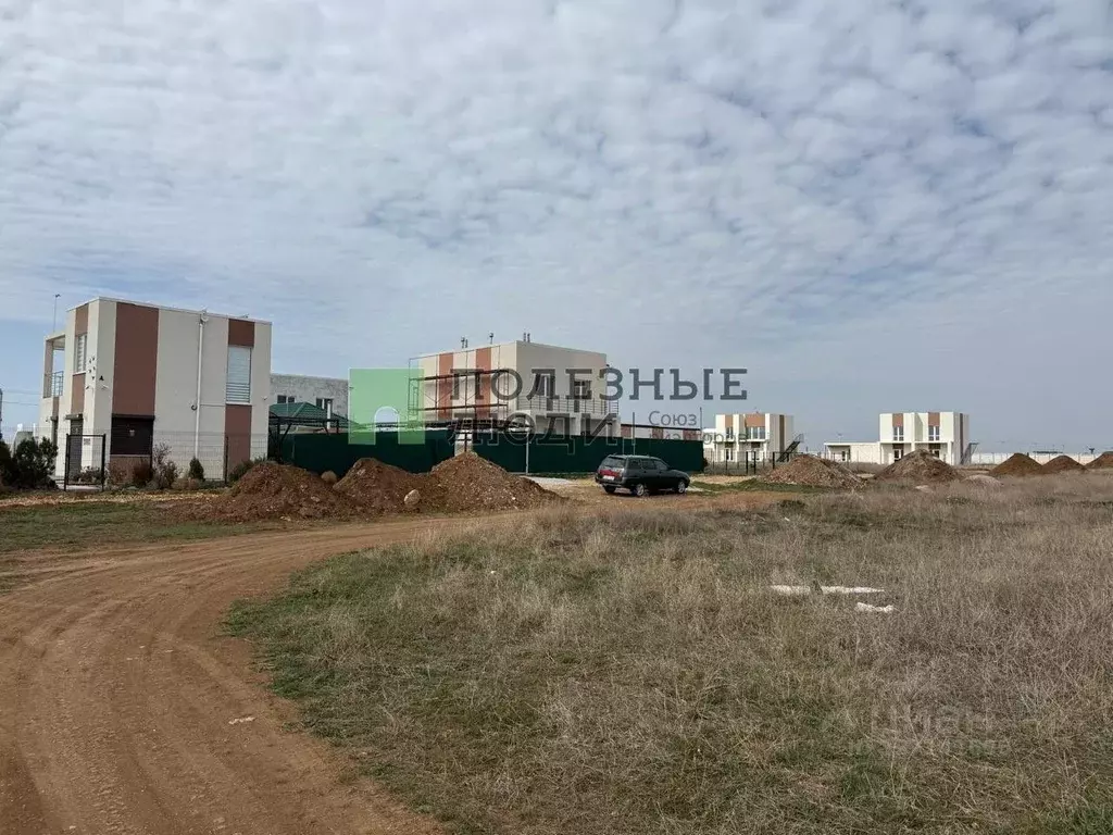 Участок в Крым, Сакский район, Молочненское с/пос, Мирамар кп ул. ... - Фото 0