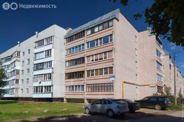 3-комнатная квартира: Валдай, проспект Васильева, 32 (62.4 м) - Фото 0