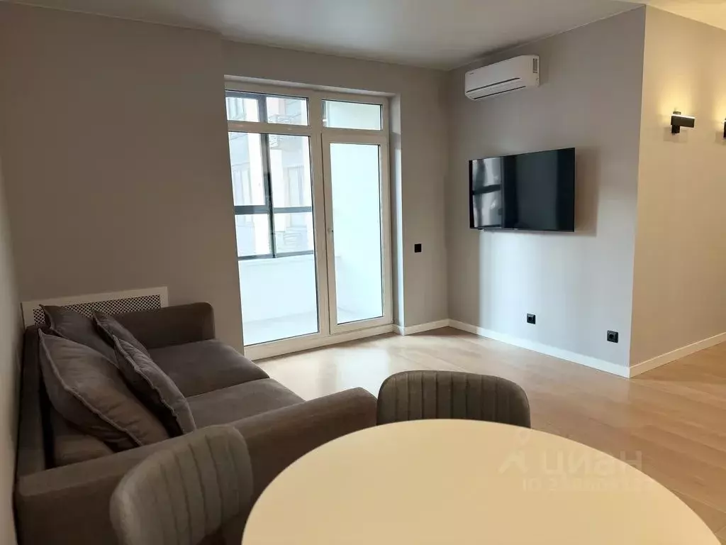 1-к кв. Тюменская область, Тюмень ул. Пожарных и Спасателей, 5к1 (46.0 ... - Фото 2