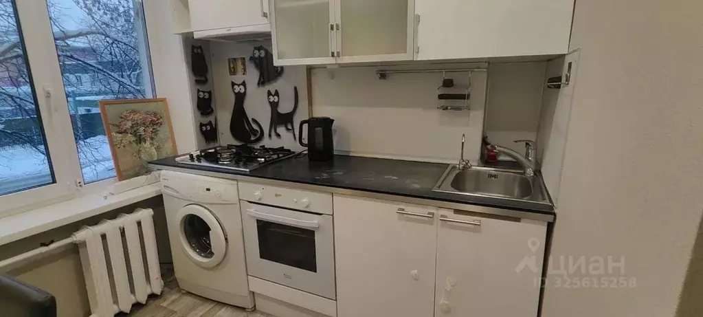 2-к кв. Москва ул. Буракова, 3К1 (41.8 м) - Фото 0