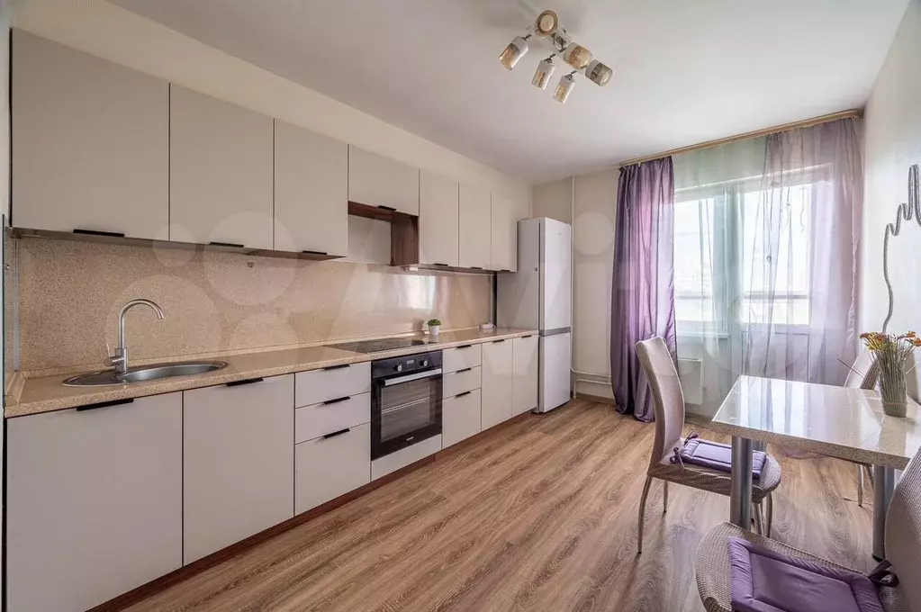 2-к. квартира, 65 м, 6/12 эт. - Фото 0