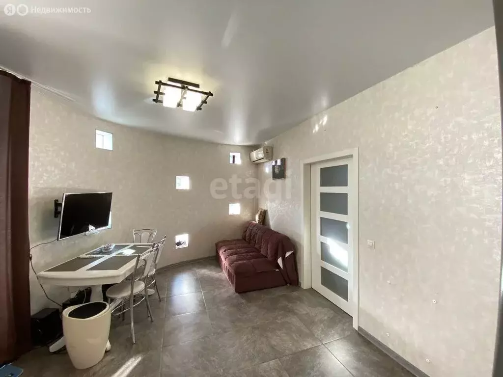 1-комнатная квартира: Алушта, Краснофлотская улица, 23Д (32 м) - Фото 1