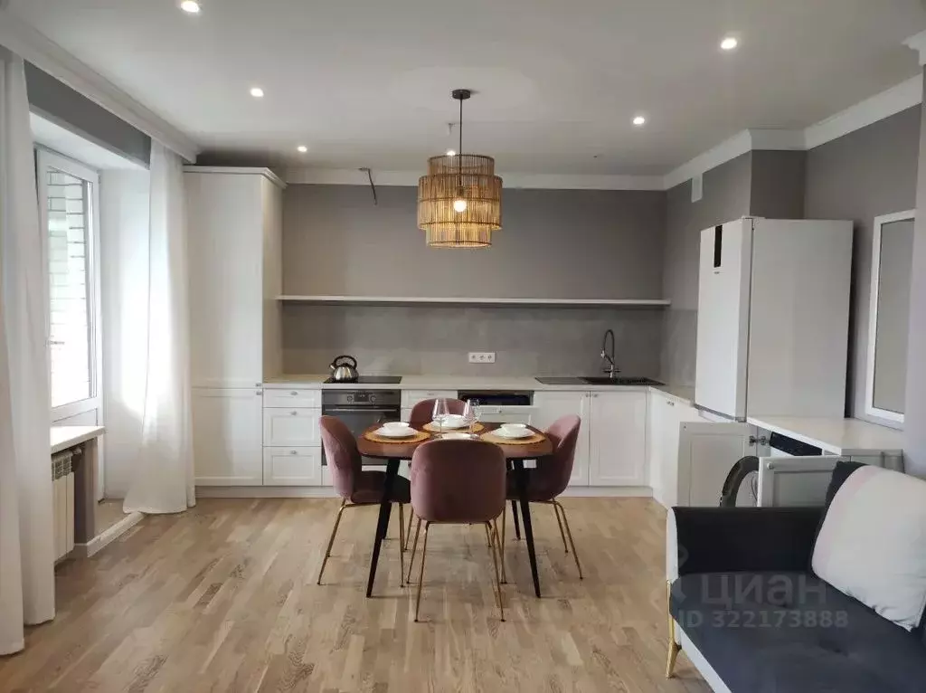 2-к кв. Чувашия, Чебоксары ул. Калинина, 25 (74.0 м) - Фото 1