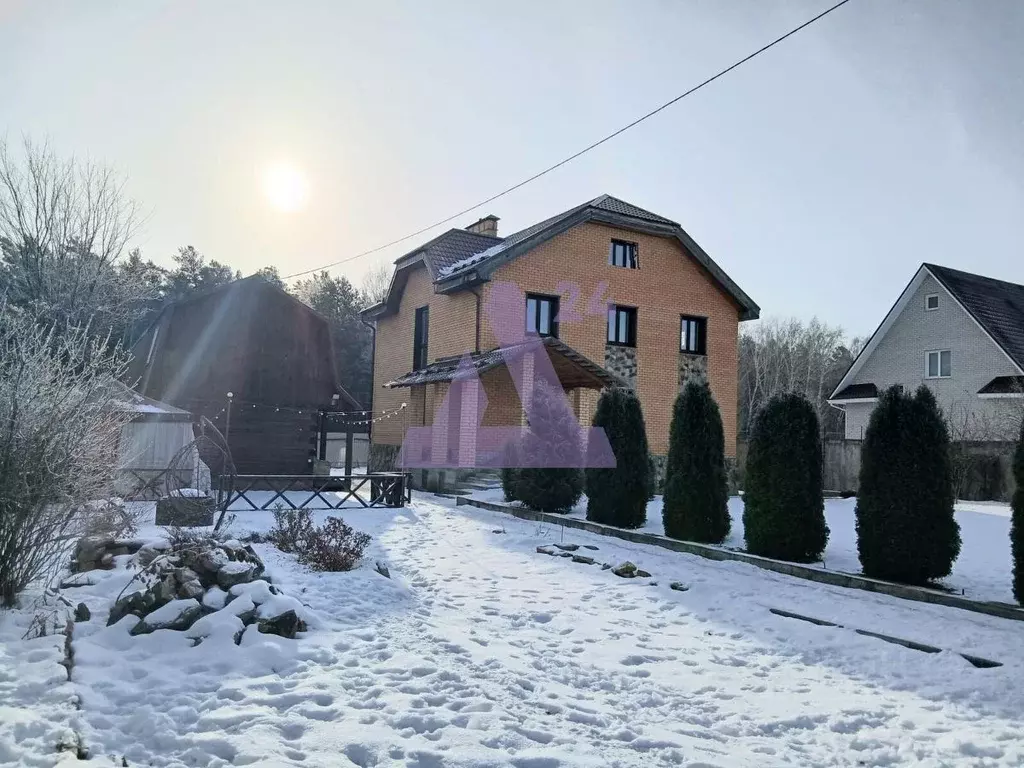 Дом в Алтайский край, Барнаул городской округ, пос. Лесной ул. ... - Фото 0