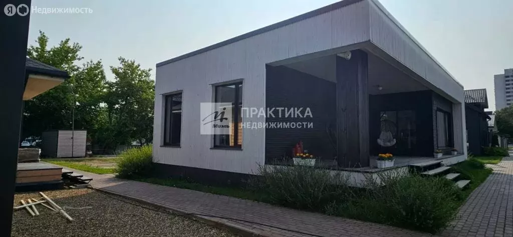 Дом в Московская область, городской округ Красногорск, посёлок ... - Фото 1