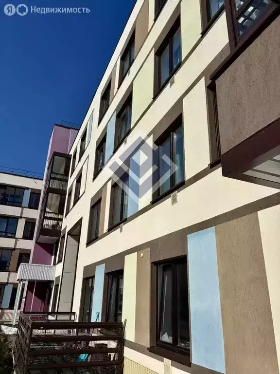 2-комнатная квартира: Пермь, улица Борцов Революции, 1А (75.2 м) - Фото 0