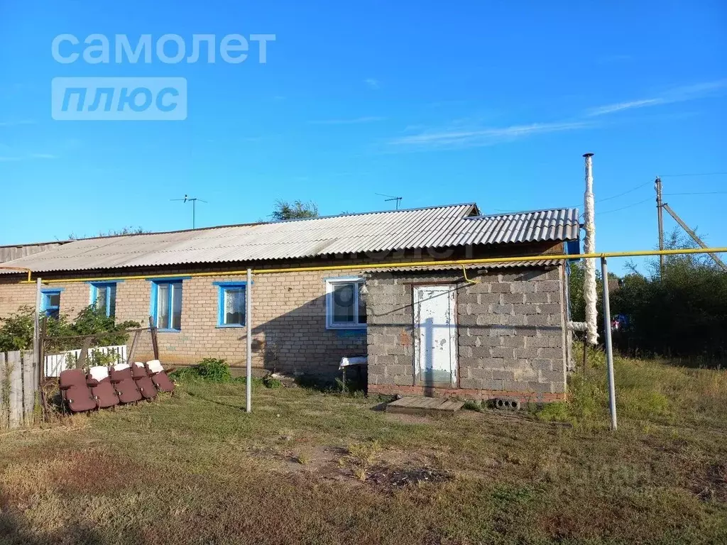 Дом в Оренбургская область, Оренбургский район, с. Нижняя Павловка ... - Фото 0