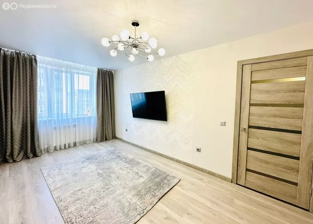1-комнатная квартира: Нижний Новгород, Коломенская улица, 8к3 (36 м) - Фото 0