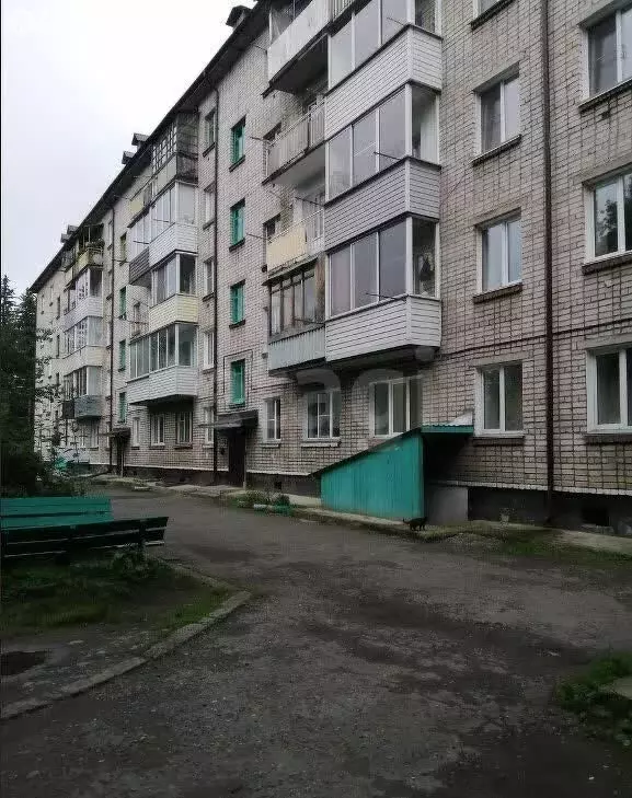3-комнатная квартира: Майма, улица Ленина, 32 (55.2 м) - Фото 1