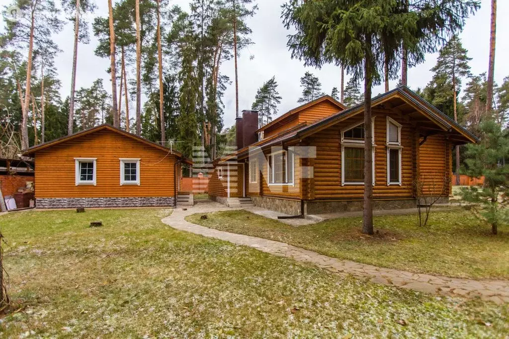 Купить Дом 300 Кв М