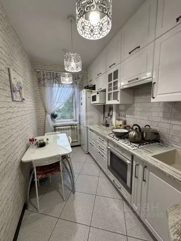 2-к кв. Астраханская область, Астрахань Звездная ул., 41к1 (49.3 м) - Фото 2