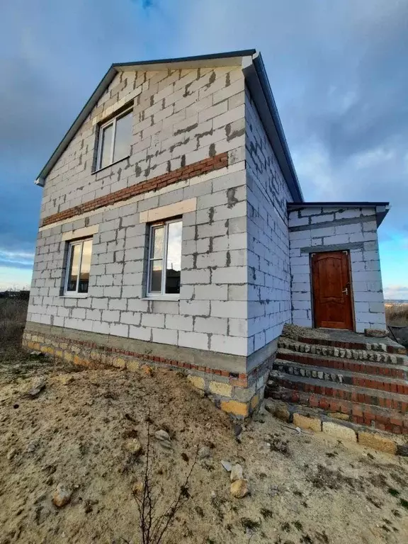 Дом в Калмыкия, Элиста ул. Кийкова (110 м) - Фото 0