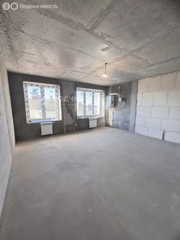 4-комнатная квартира: Чебоксары, улица Калинина, 25 (109 м) - Фото 1