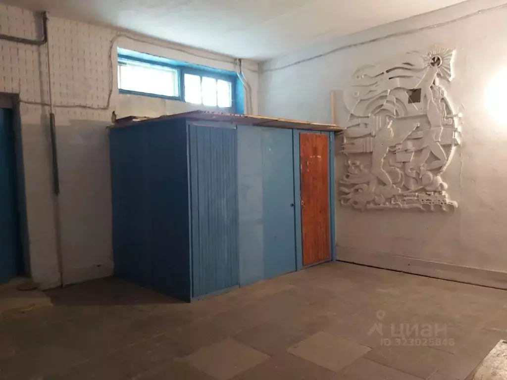 Помещение свободного назначения в Челябинская область, Усть-Катав ул. ... - Фото 1