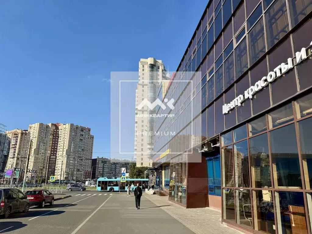 Помещение свободного назначения в Санкт-Петербург просп. Испытателей, ... - Фото 1