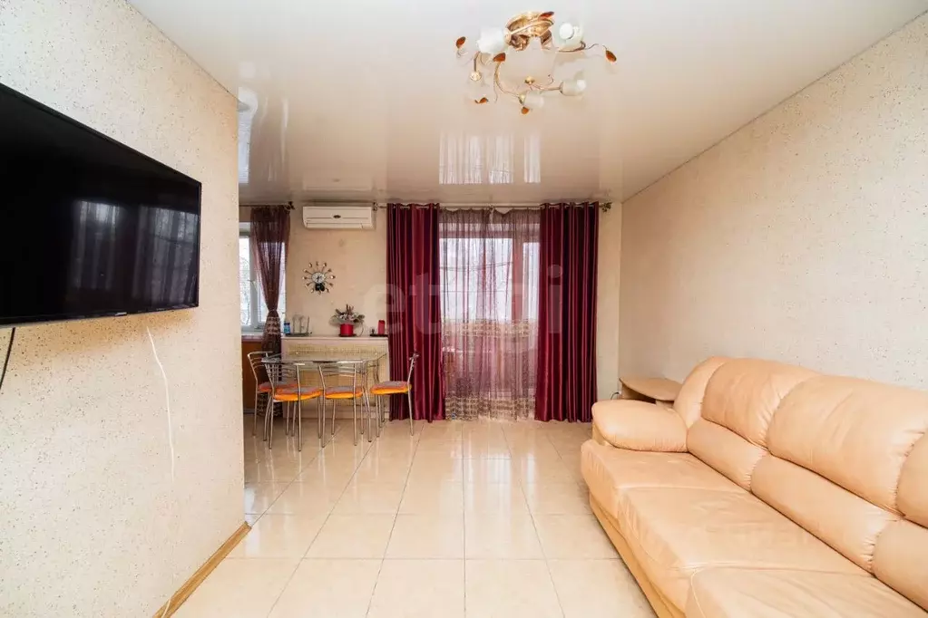 3-к кв. Башкортостан, Уфа ул. Конституции, 4 (54.4 м) - Фото 0