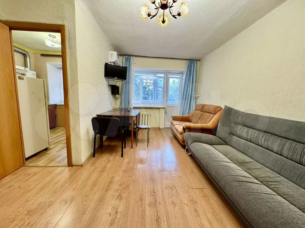 1-к. квартира, 40 м, 2/5 эт. - Фото 0