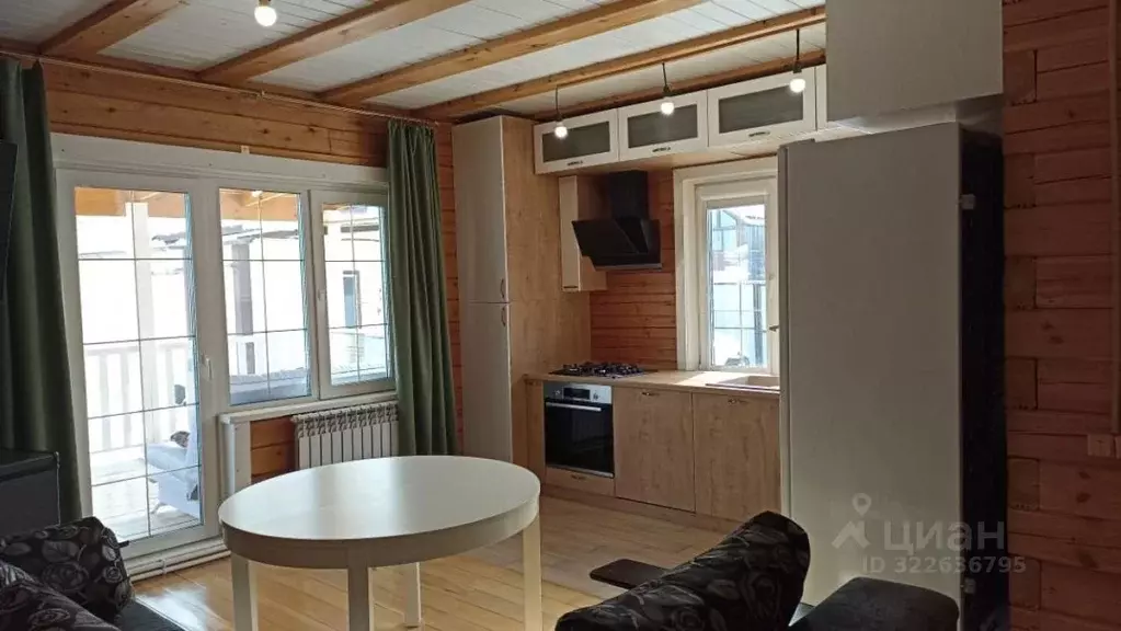 Дом в Саха (Якутия), Якутск ул. Рассветная, 86/1 (77 м) - Фото 1