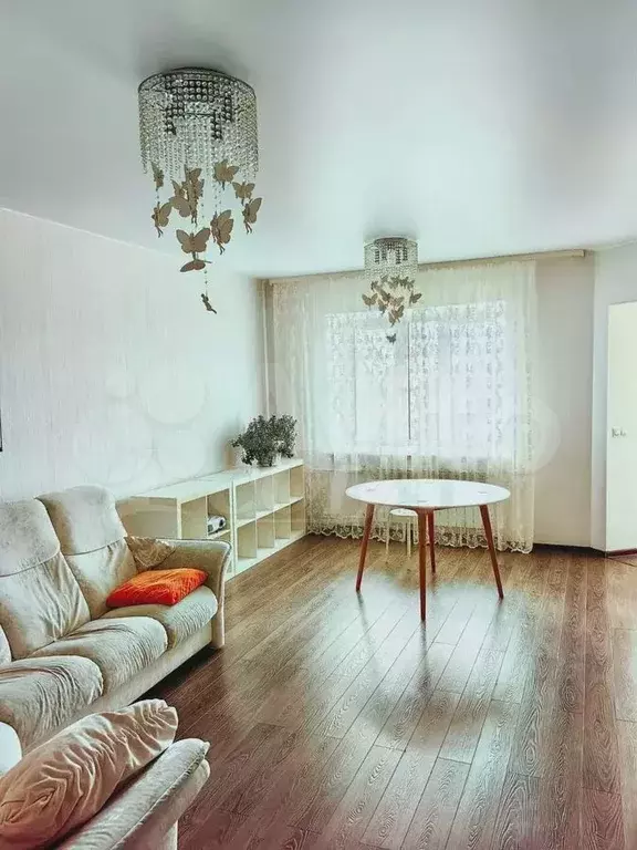 1-к. квартира, 55 м, 10/10 эт. - Фото 1