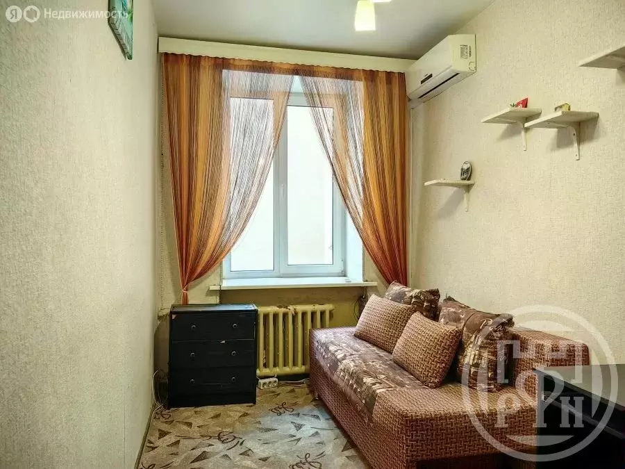 1к в 8-комнатной квартире (80 м) - Фото 1