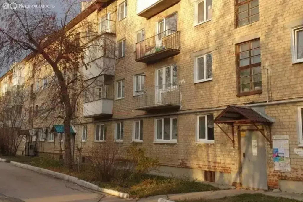 2-комнатная квартира: Берёзовский, улица Анучина, 1 (43.7 м) - Фото 1