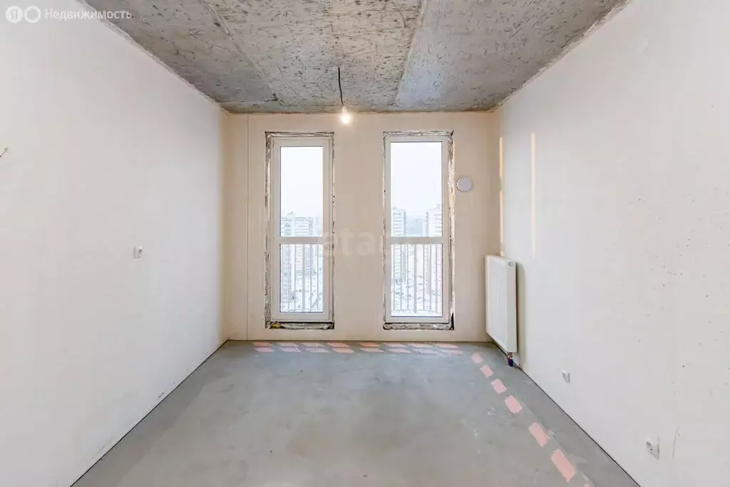 Квартира-студия: Тюмень, улица Вадима Бованенко, 7 (25 м) - Фото 1