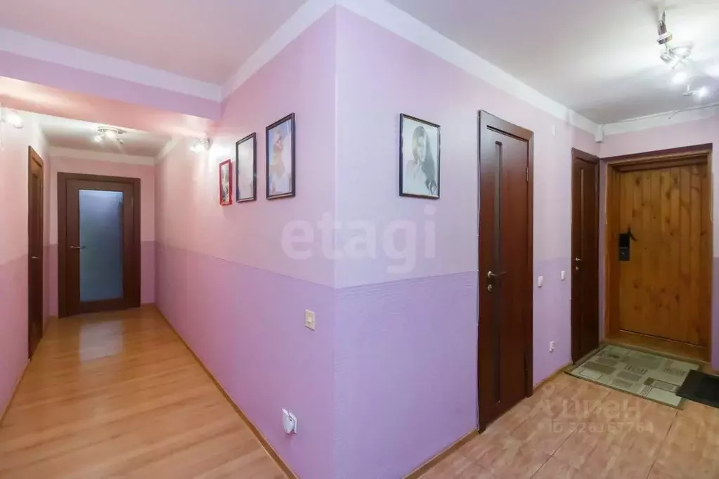 2-к кв. Тюменская область, Тюмень 6-й мкр, ул. Валерии Гнаровской, 7 ... - Фото 1