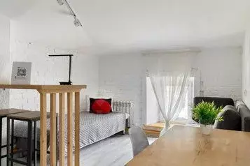 1-к кв. Татарстан, Казань ул. Гаяза Исхаки, 15 (18.0 м) - Фото 0