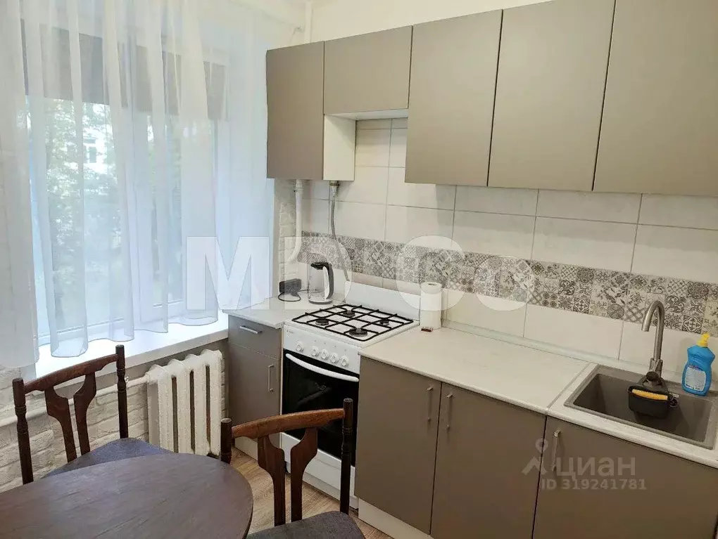 2-к кв. Москва Химкинский бул., 19К1 (43.0 м) - Фото 1