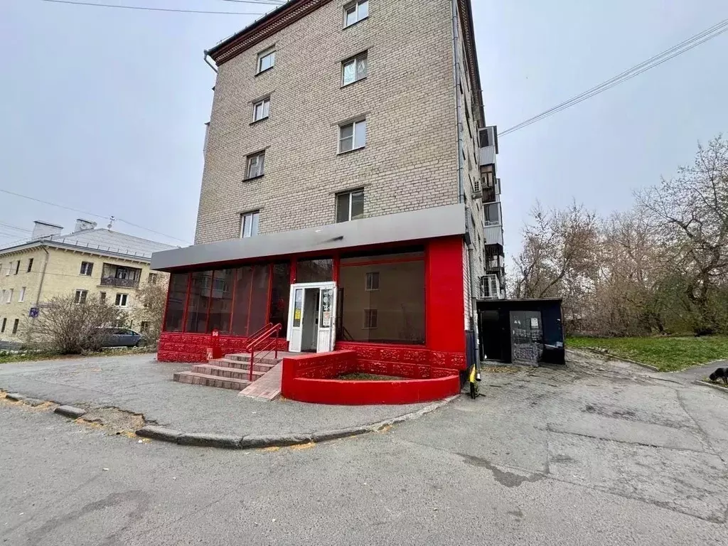 Торговая площадь в Свердловская область, Екатеринбург пер. Курьинский, ... - Фото 0