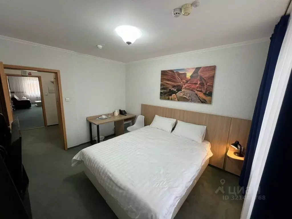 Комната Ямало-Ненецкий АО, Новый Уренгой ул. Окружная, 7 (18.0 м) - Фото 1