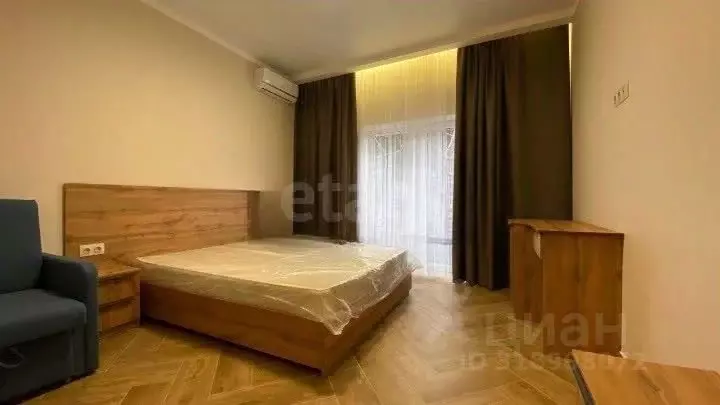 4-к кв. Краснодарский край, Геленджик Ульяновская ул., 37 (500.0 м) - Фото 0