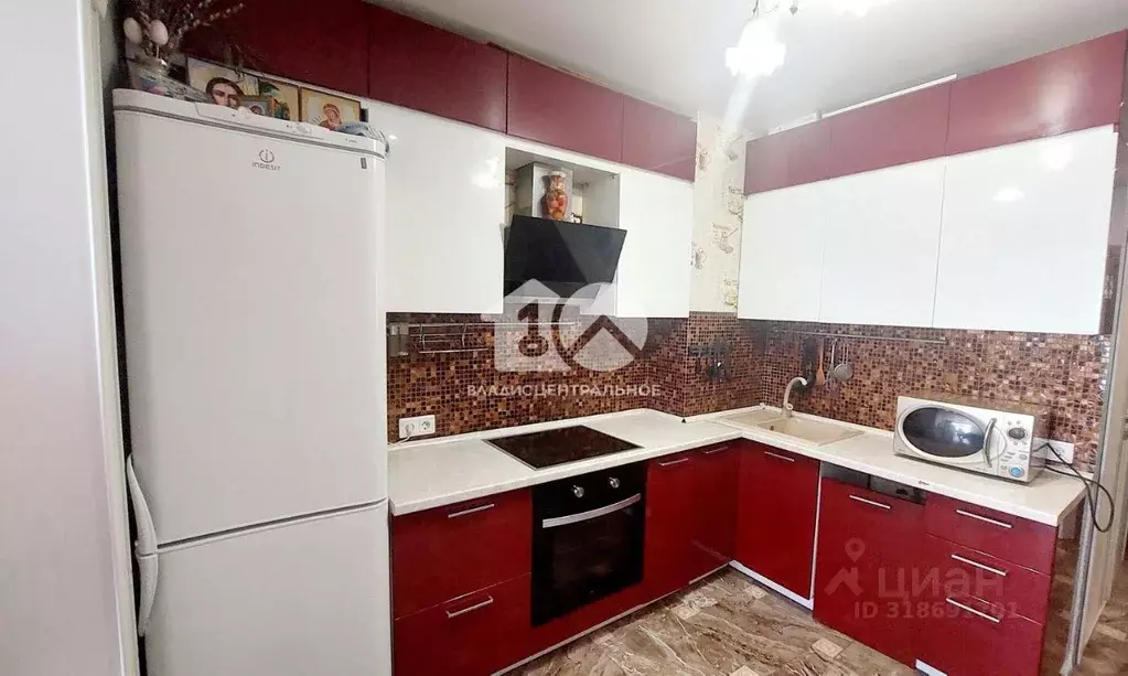 3-к кв. Новосибирская область, Новосибирск ул. Виктора Шевелева, 22 ... - Фото 0