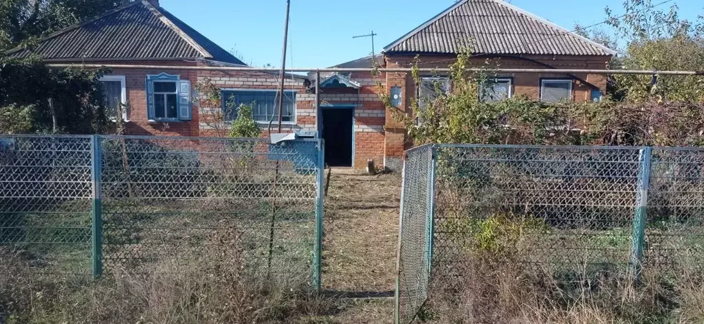 Дом в Краснодарский край, Красноармейский район, Старонижестеблиевская ... - Фото 0