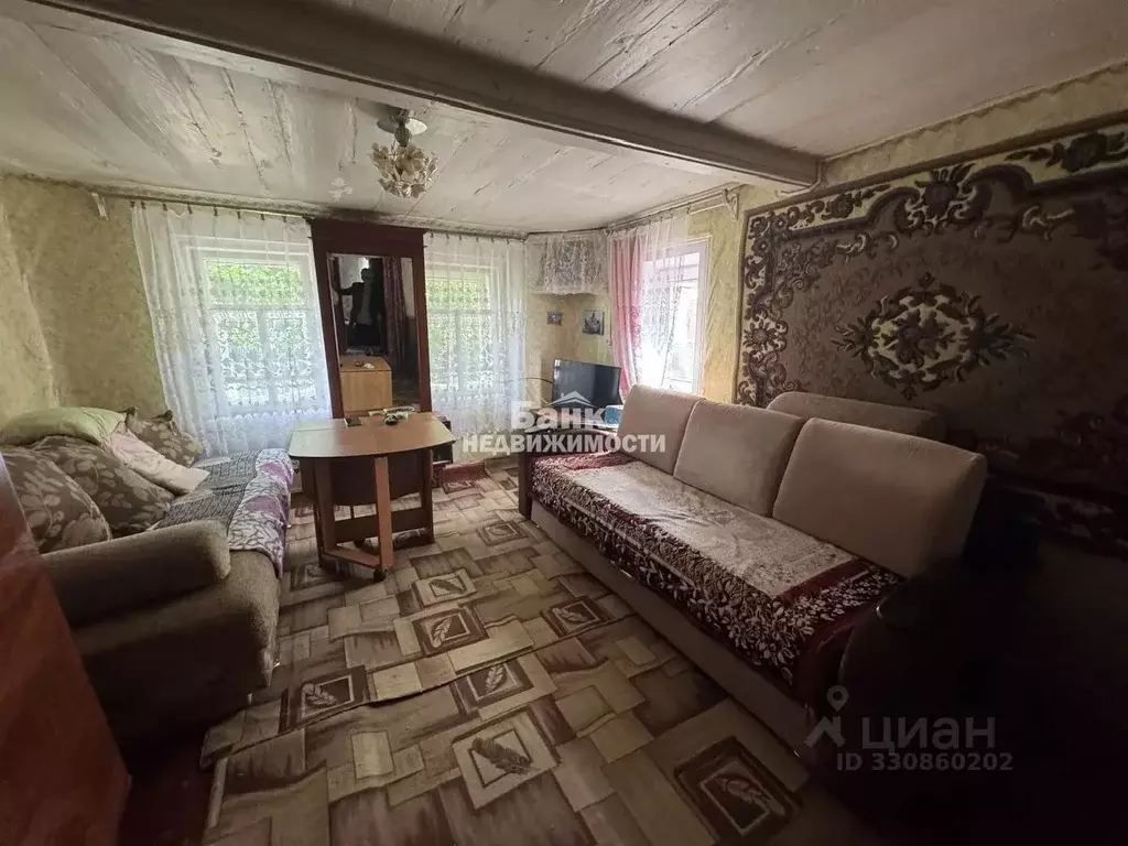 Дом в Саратовская область, Вольск пер. 2-й Пионерский, 21 (27 м) - Фото 1