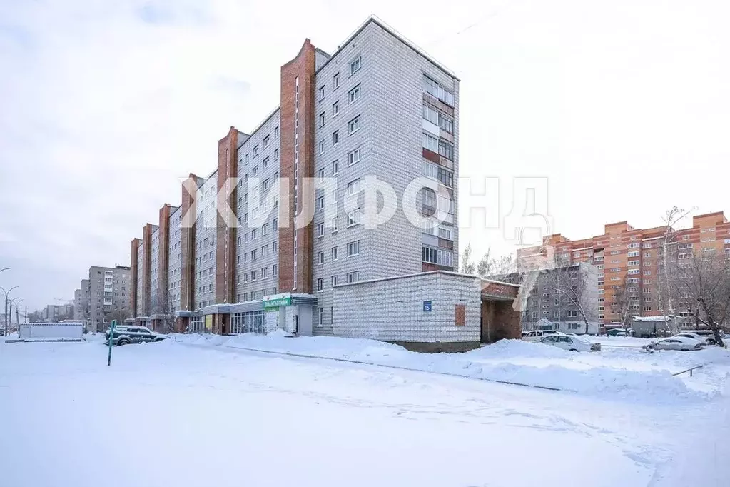 3-к кв. Новосибирская область, Новосибирск Широкая ул., 15 (56.6 м) - Фото 0